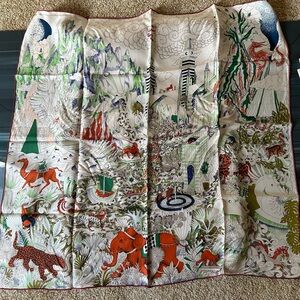 Women 100% silk scarf 90 cm Cosmographia Universalis egg pink